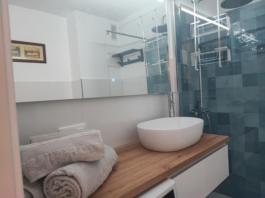 3Min Walk Playa Del Ingles Apartment San Bartolomé Dış mekan fotoğraf